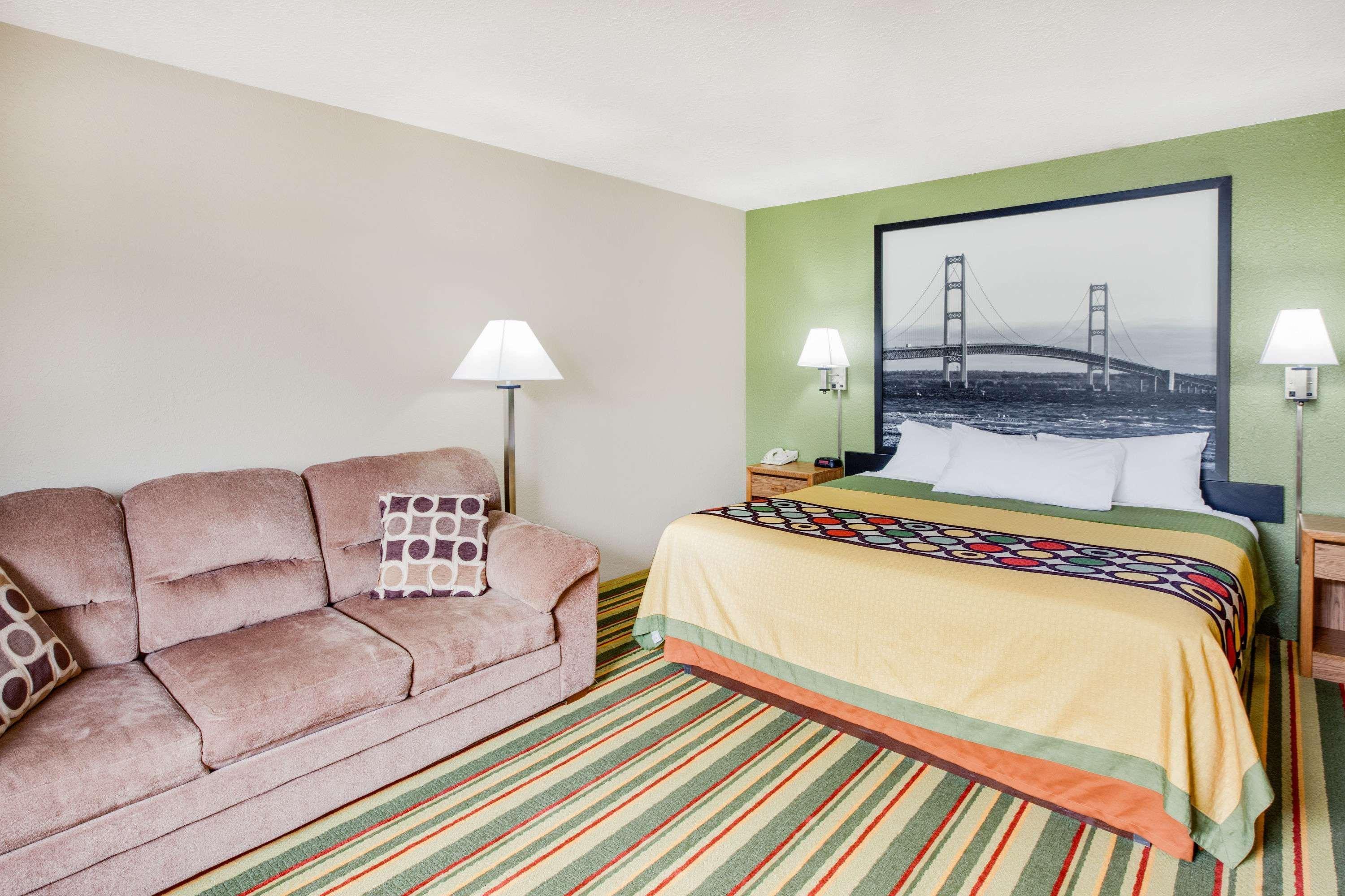 Hotel Super 8 By Wyndham Grayling Exterior foto